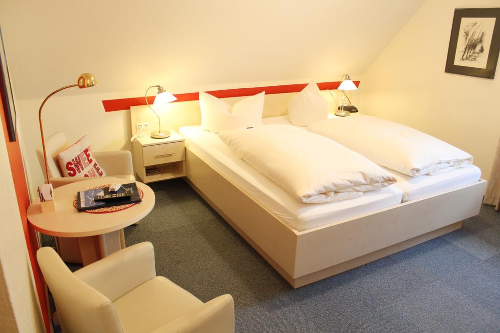 Hotel Ostfriesland Garni ノルデン エクステリア 写真