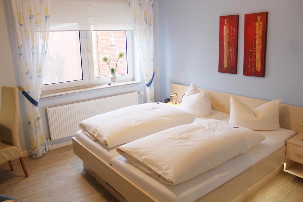 Hotel Ostfriesland Garni ノルデン エクステリア 写真