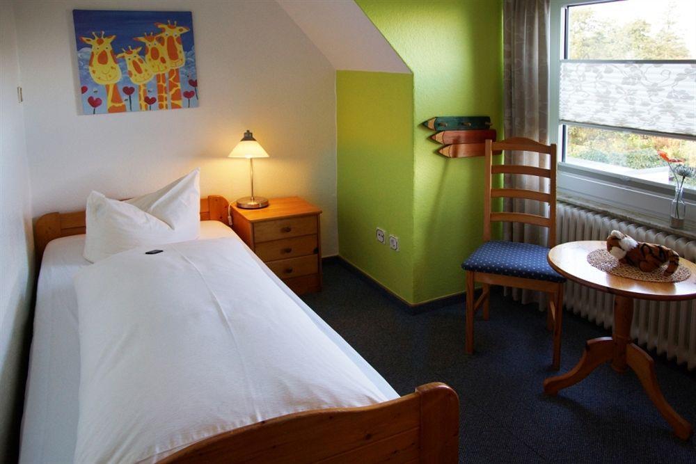 Hotel Ostfriesland Garni ノルデン エクステリア 写真
